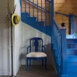 איך לצייר גרם מדרגות עץ: הבחירה של צבע וטכנולוגיה מכתים
