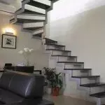 Maitiro ekusarudza iyo compact staircase pane yechipiri pasi [main mhando dzekugadzira]