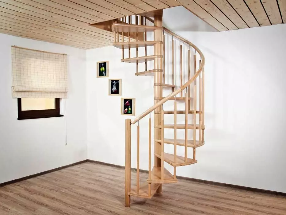 Śruba drewniana schody na drugie piętro