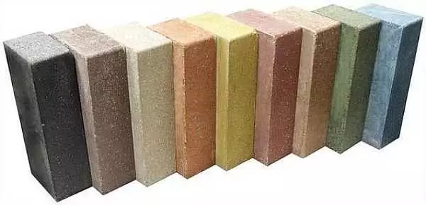 How to put a house brick