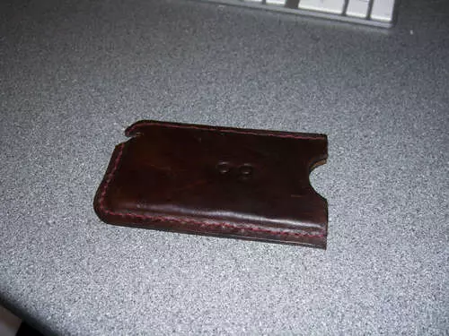 Case made of leather with your own hands