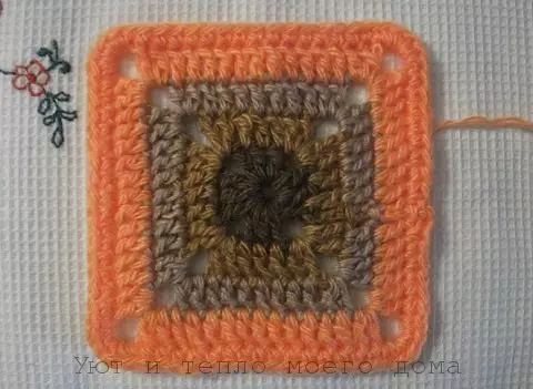 Plaid Crochet daga murabba'ai masu sauƙi don masu farawa