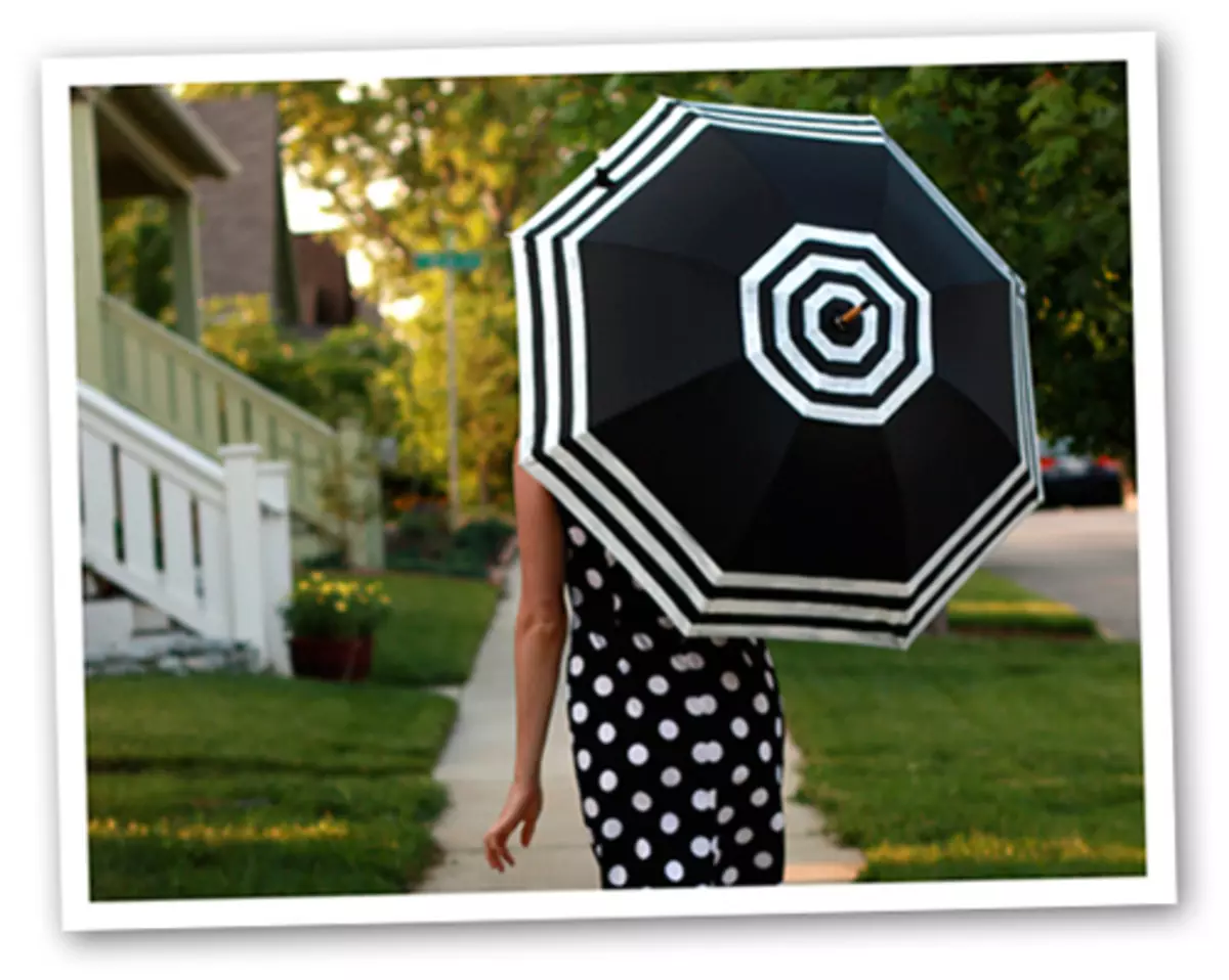 Decorando um guarda-chuva com suas próprias mãos