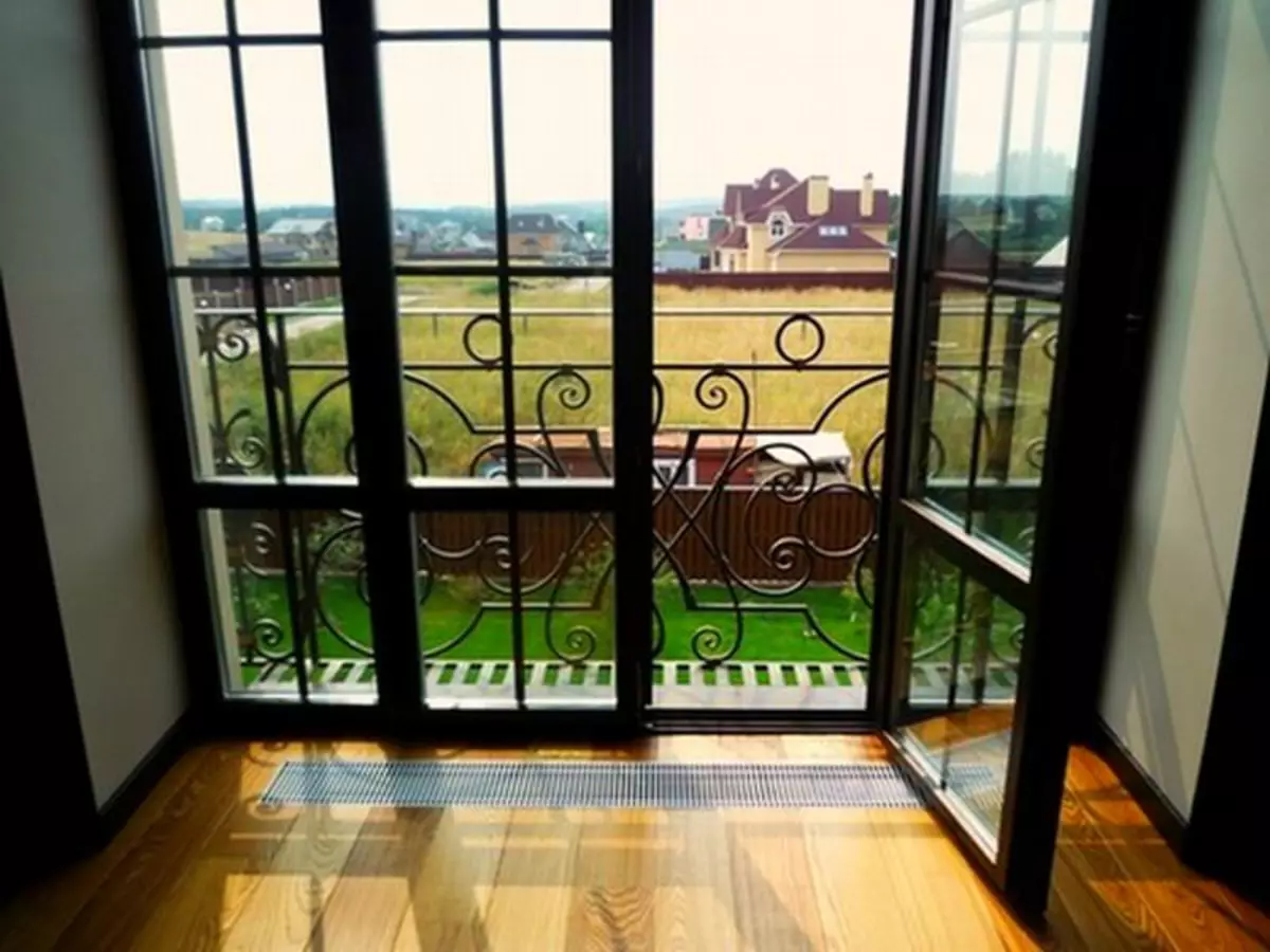 французские двери на балкон фото