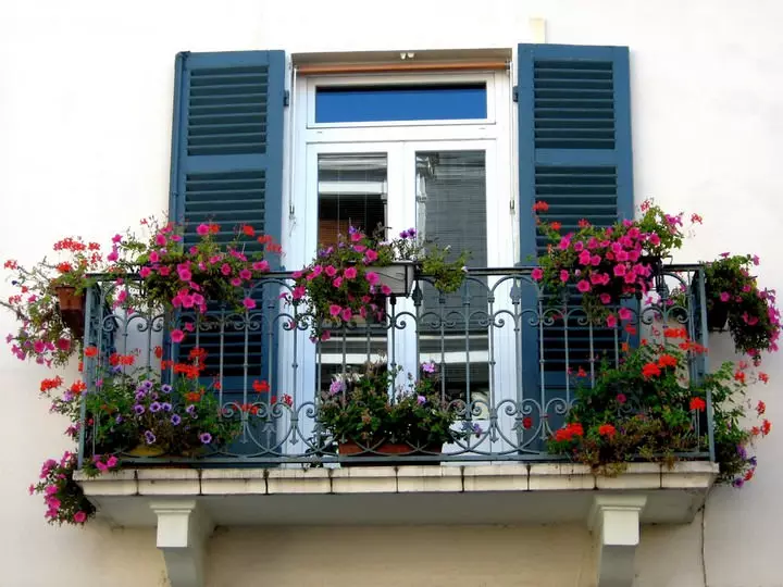 Elegant balkon: Franse versie