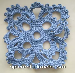 Openwork crochet squares: Schemes and descriptions with photos and videos