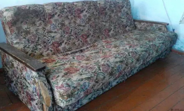 Cara menyeret sofa melakukannya sendiri