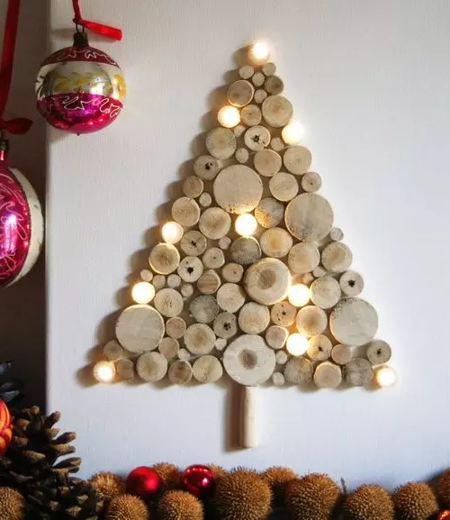 שטוח חג המולד עצים על הקיר: 6 DIY DIY (31 תמונות)