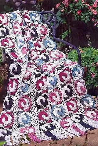 Crochet plaid saka motif interertwined asli