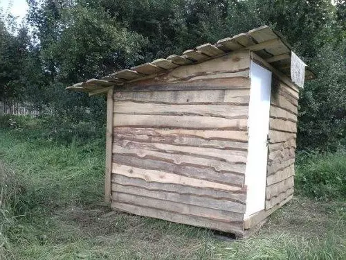 Ako urobiť stodolu na chate: a organizovať skladovanie vecí (22 fotografií)