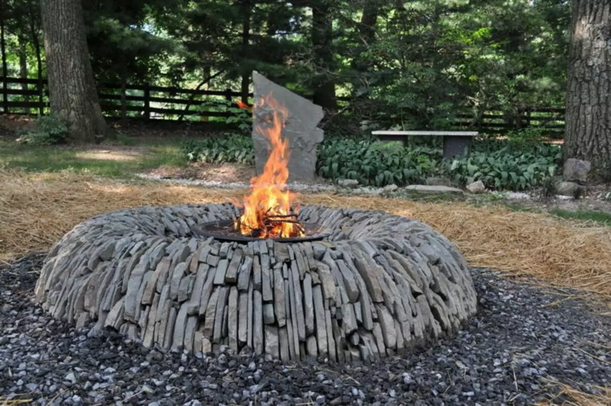Cara membuat tempat untuk kebakaran di pondok (55 foto)