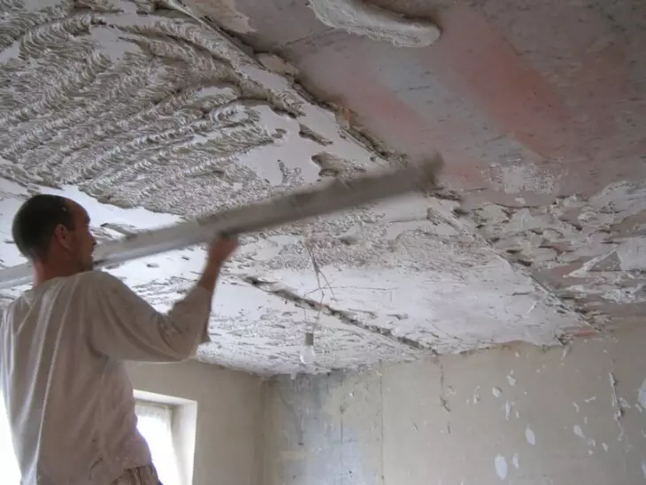 Comment plâtrer le plafond avec vos propres mains?