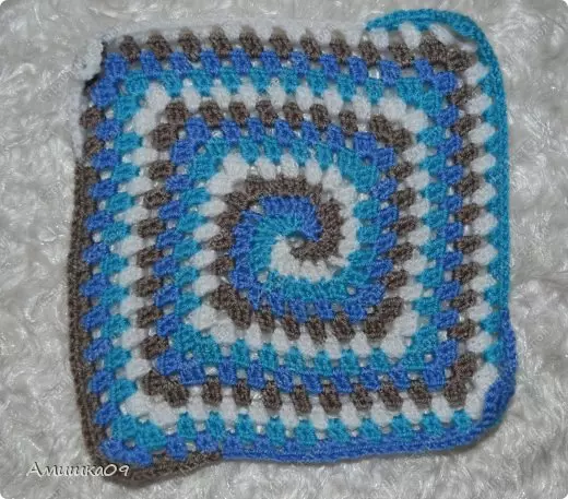 ავღანეთის Crochet Square სქემები, ფოტოები და ვიდეოები