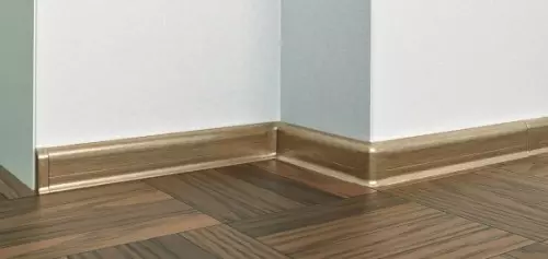 How to put plinth on linoleum: laying methods