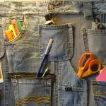 Inredning av rummet från gamla jeans