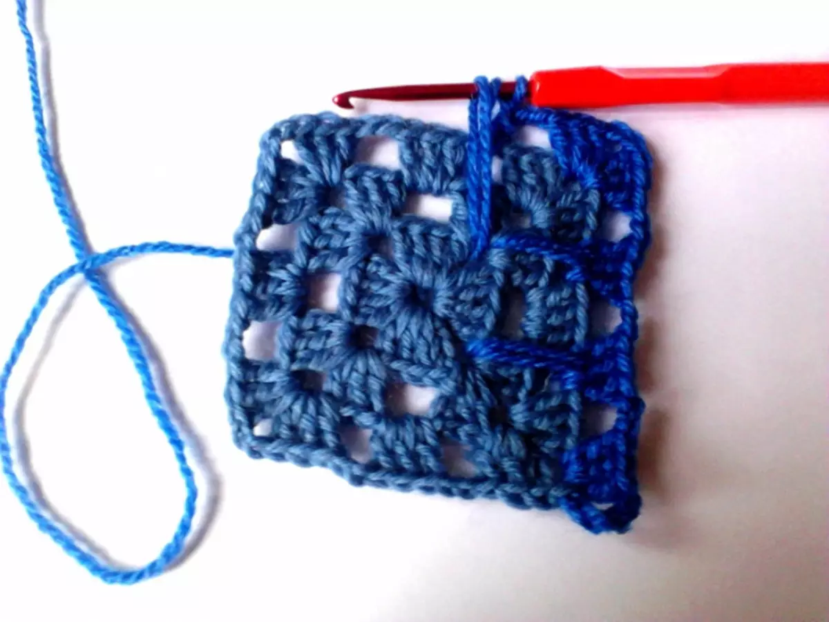 כיכר באבושקין: Crochet Cape למתחילים