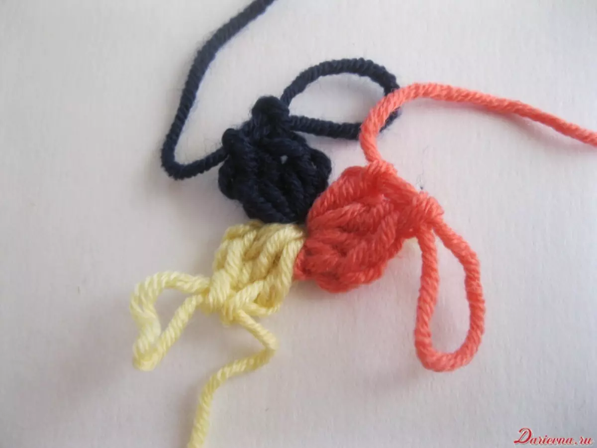 Babulkin Square: crochet crochet maka ndị mbido