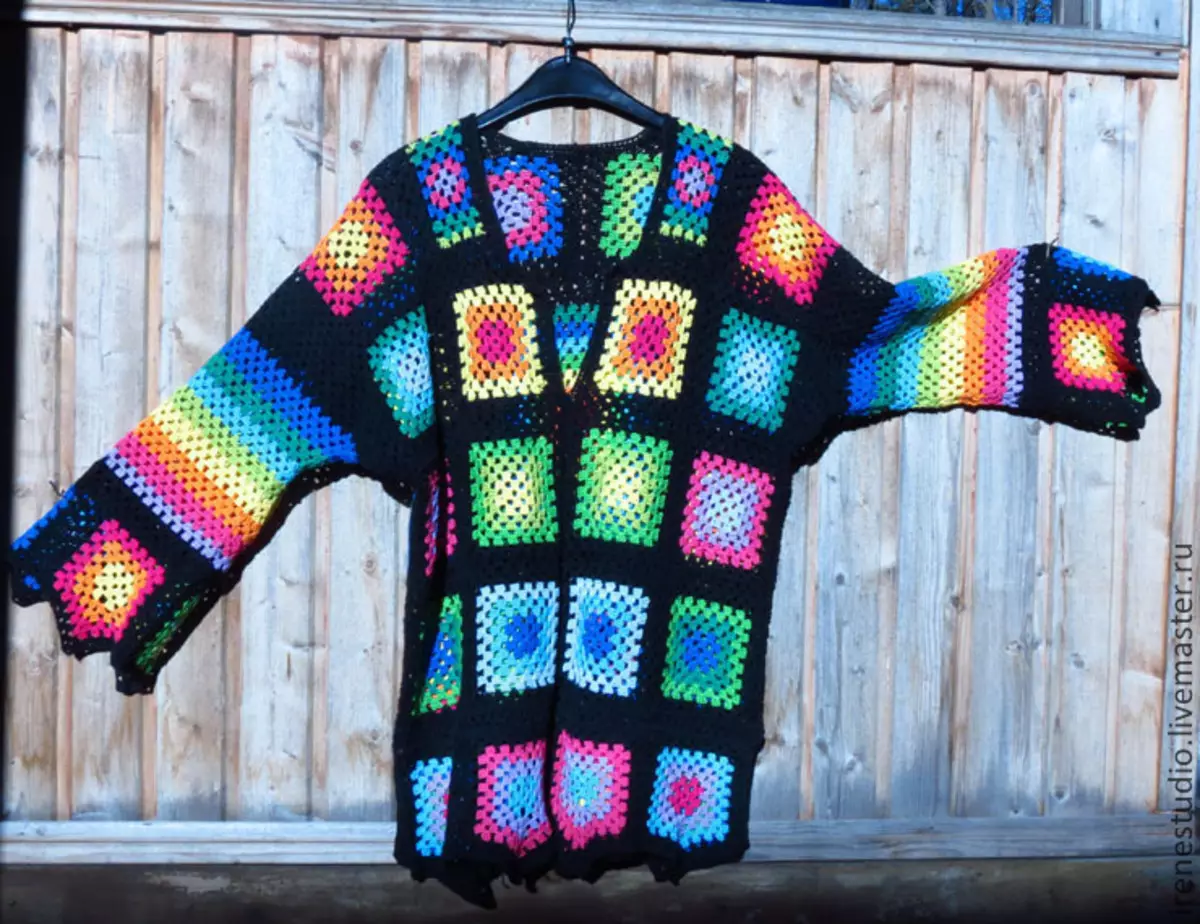 Crochet ya mraba ya Babushkin: Mipango ya Multicolored na picha na video