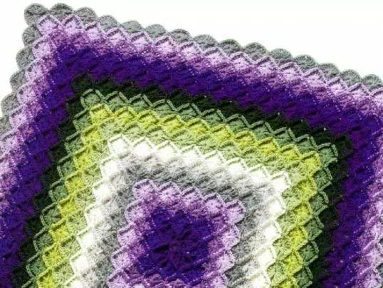 Yeni başlayanlar üçün Bavariya Crochet: Təsviri və video ilə sxemlər