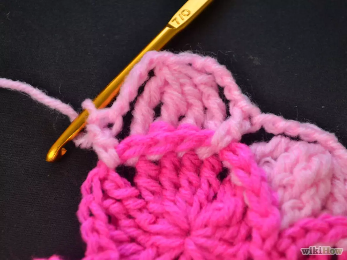 Crochet ya Bavaria kwa Kompyuta: Mipango na maelezo na video
