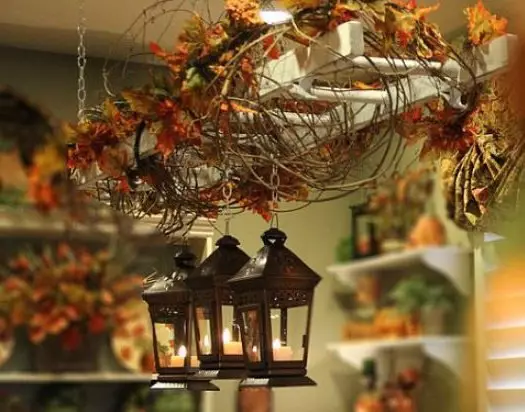 Những ý tưởng của hàng thủ công về nhà từ hạt dẻ, acorns, nón, spikelets và những món quà mùa thu khác của thiên nhiên (28 ảnh)