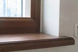 كيفية تثبيت عتبة نافذة على الشرفة (فيديو)