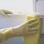 [Será limpo!] Como lavar o peitoril da fiestra de plástico?