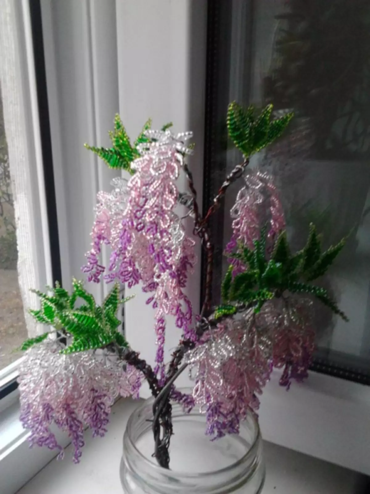 Master class on bead trees: photo and video on weaving wisteria and pearl wood