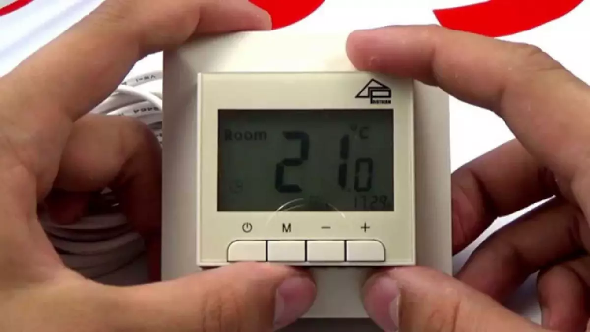 Ang termostat para sa isang mainit na sahig: kung paano at kung ano ang pipiliin