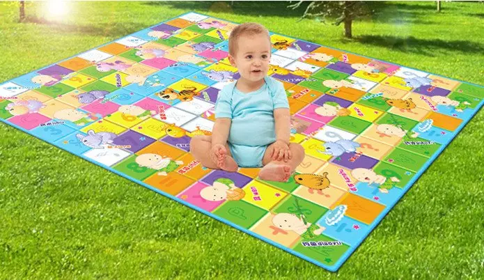 Description et sélection de tapis pour enfant rampant