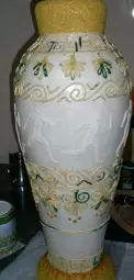 vases ນອກ - ເຮັດຕົວທ່ານເອງຈາກອຸປະກອນການຫລໍ່