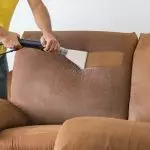 Како да се грижите за кожен мебел?