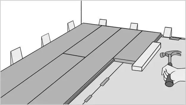 Bii o ṣe le fi laminate nitosi awọn ilẹkun: nuances (fidio)