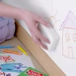 [Será limpo!] Como lavar o papel de parede em contaminação das crianças?