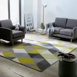 Kompakts paklājs 2 uz 2 m - ideāls risinājums jebkurai telpai
