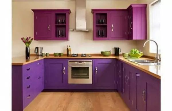 Aká je fialová farba v interiéri