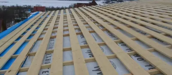 Ako vytvoriť jednu strechu