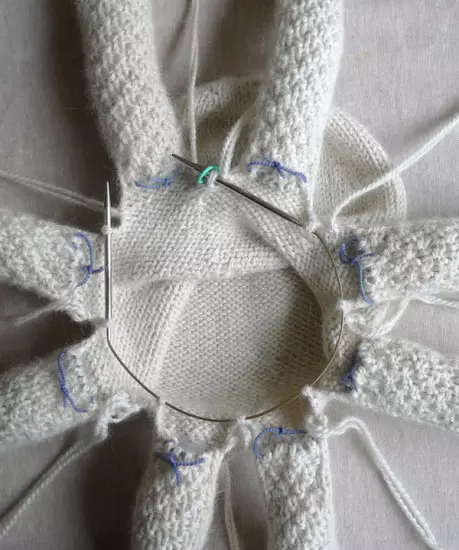 Knit Pillow 