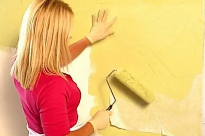 Ek olarak fliesline duvar kağıdını boyamak mümkün mü